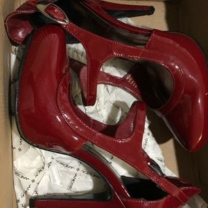 Used stiletto shoes
